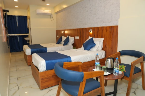 hotel with bar in kachiguda, hyderabad - hotel s continental