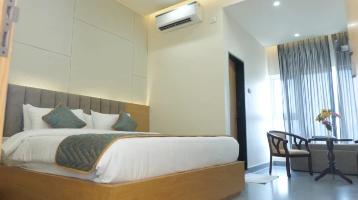 hotel near hyderabad railway station - hotel sannidhi emerald