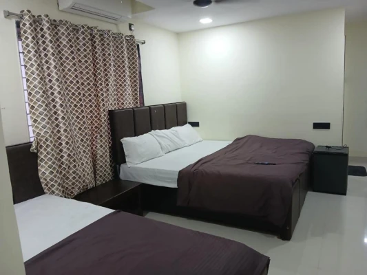 hotel with gym in lakdikapul, hyderabad - hotel shree silver oak