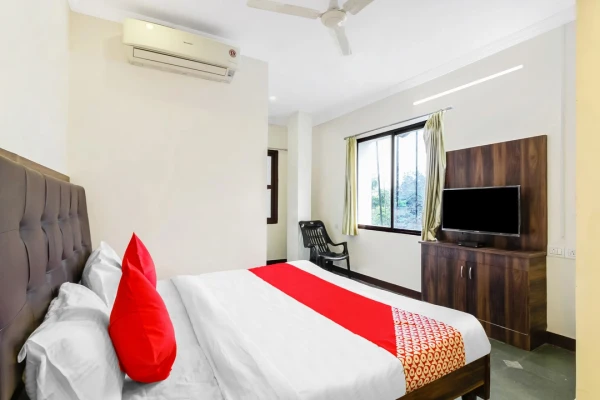 hotel with meeting room in abids, hyderabad - hotel tokyo