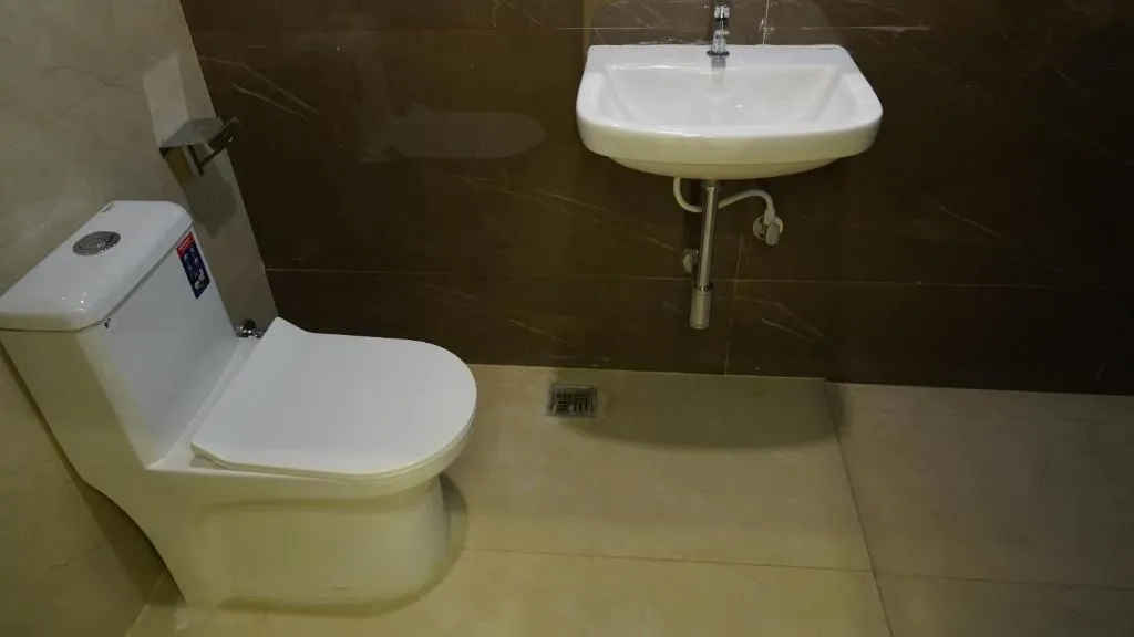 hotel near hyderabad airport - hotel u stay madhapur