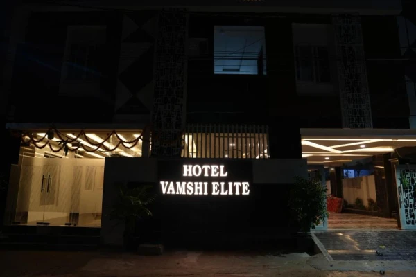 hotel with party hall in kondapur, hyderabad - hotel vamshi elite