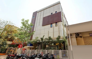 hotels for unmarried couples in hotel whiteridge kothapet hyderabad