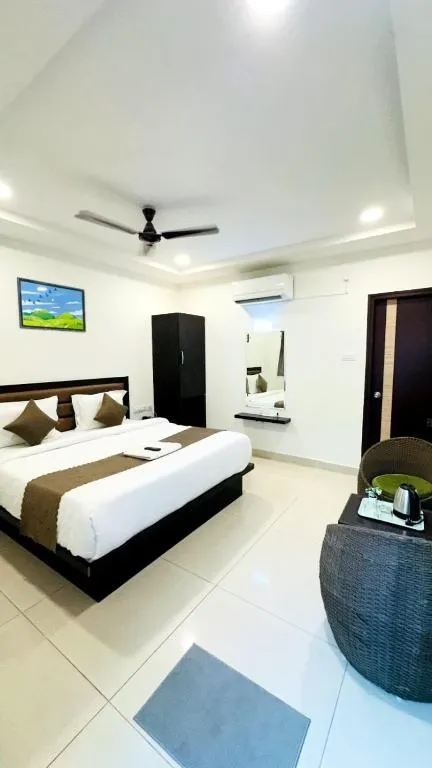 best corporate hotels in innzoy comforts hitech city hyderabad