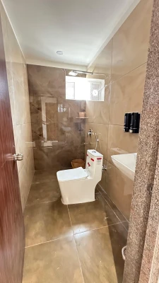 hotel with gym in gachibowli, hyderabad - innzoy hotels dlf