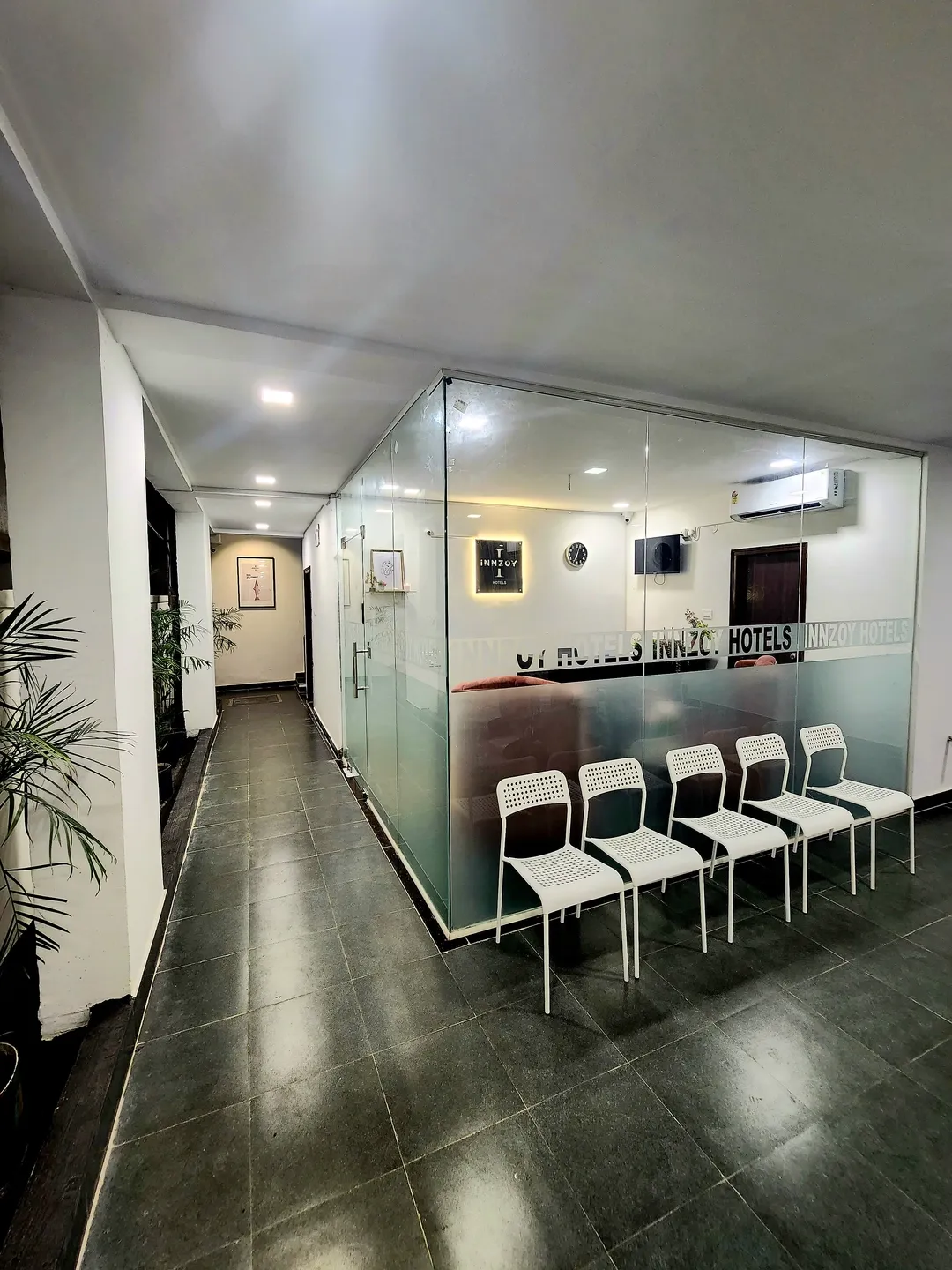 luxury hotel in innzoy hotels khajaguda hyderabad