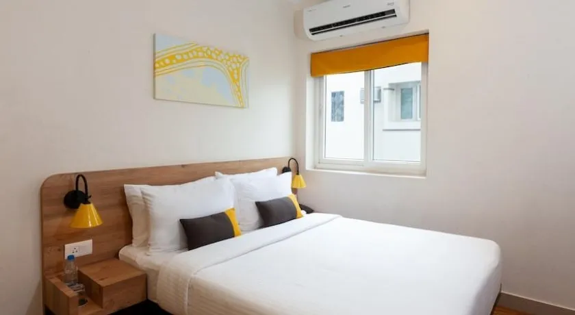 hotel with bar in kondapur, hyderabad - istay hitech city hyderabad