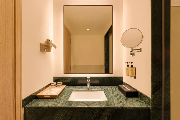 hotel with gym in gachibowli, hyderabad - lemon tree hotel gachibowli hyderabad