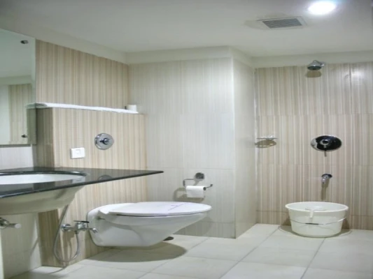 hotel with swimming pool in kachiguda, hyderabad - maharaja classic inn kachiguda