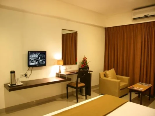 hotel near hyderabad airport - maharaja classic inn kachiguda