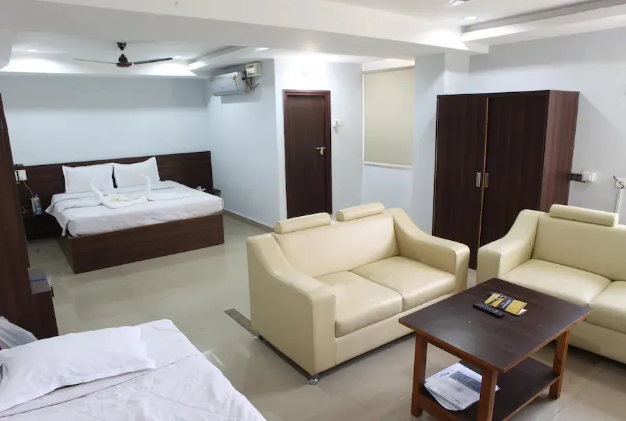 hotel with banquet hall in vanasthalipuram, hyderabad - mango leaves