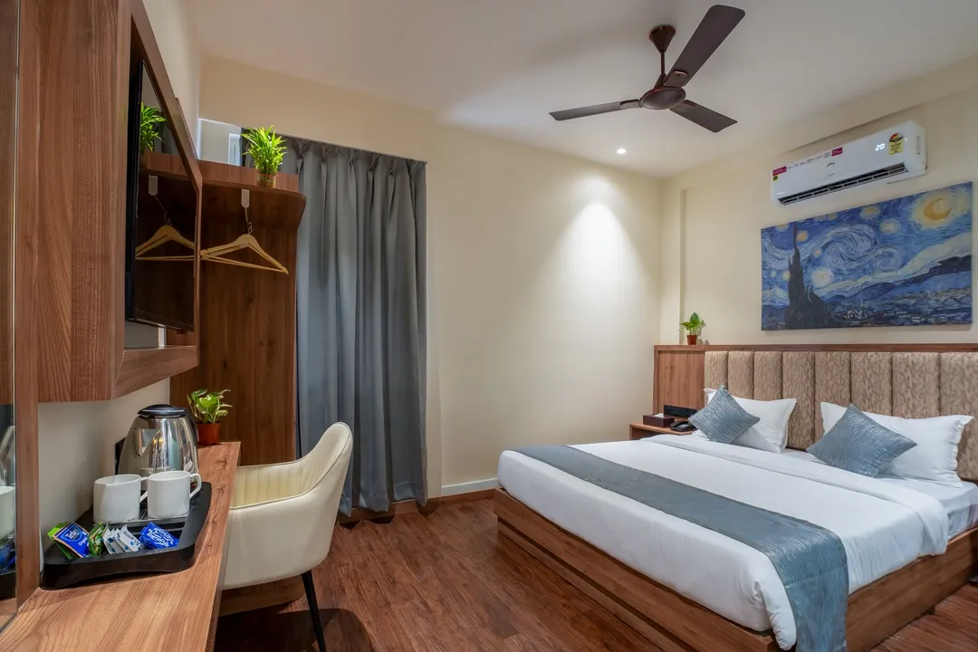 hotels for couple in monarch montvert hitech city hyderabad hyderabad