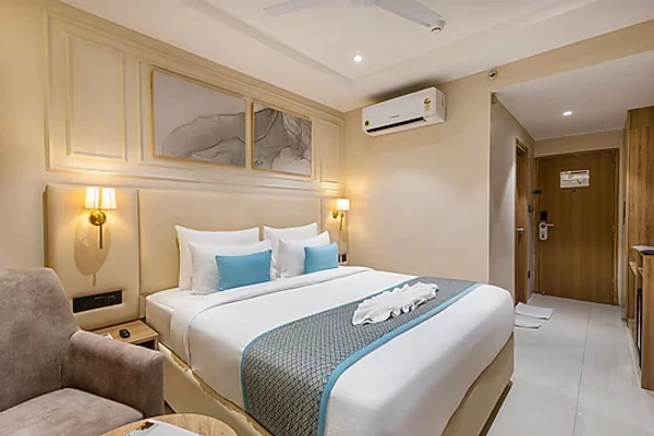 5 star hotels in monday premium madhapur hyderabad