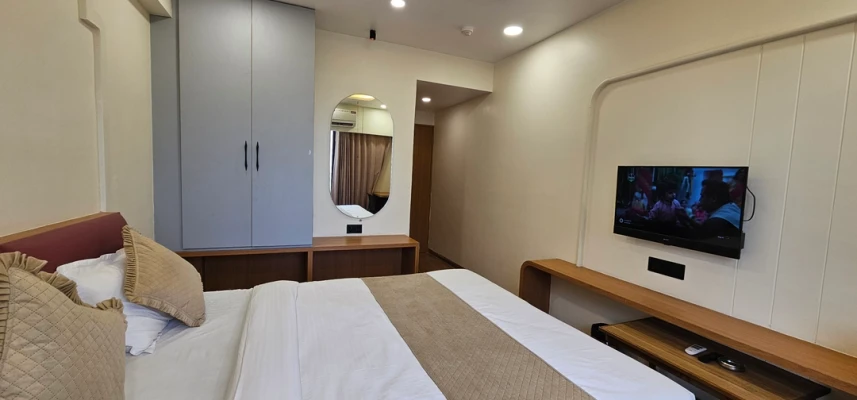 best hotels in prestige lake ridge hyderabad