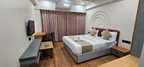 tourist hotels in prestige lake ridge hyderabad