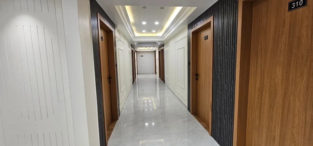 best day time hotels in prestige lake ridge hyderabad