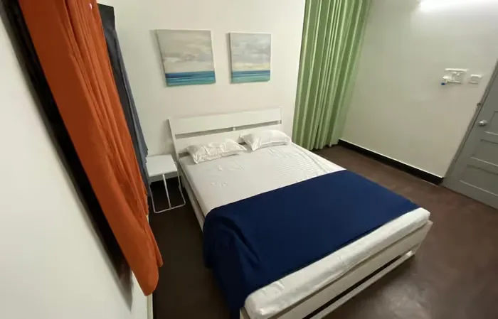 couple friendly hotels in slackpackr hostel hyderabad