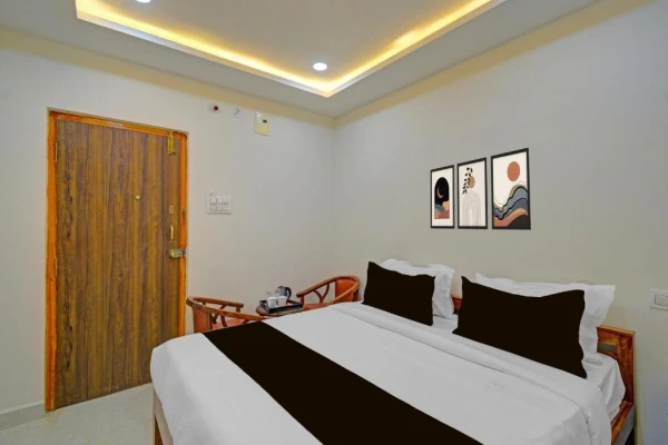 hotel with gym in kondapur, hyderabad - super collection o central university kondapur