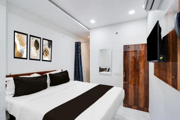 hotel with meeting room in kachiguda, hyderabad - super collection o kachiguda bus terminal