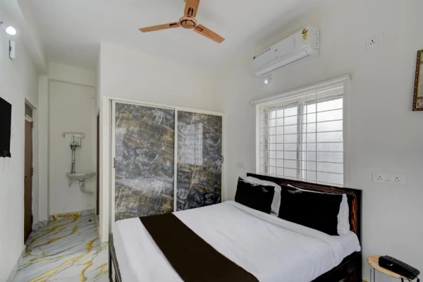 group holiday hotels in super hotel o gandimaisamma thalli temple formerly gn luxury suits hyderabad