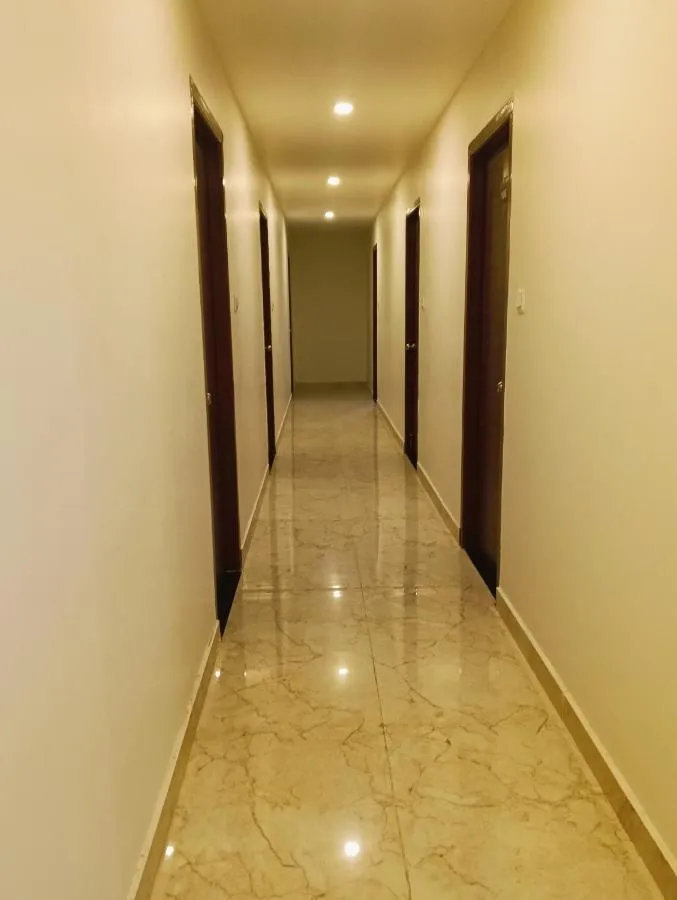 hotel in kamala nagar, hyderabad for couples - vaaraahi hotel