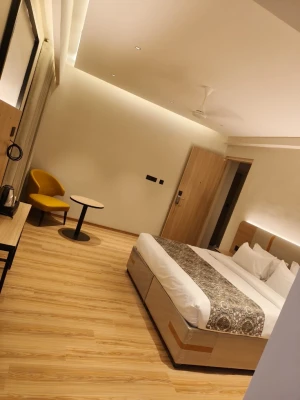 hotel near hyderabad railway station - z suites & studio