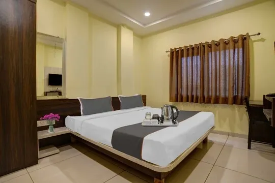 good hotels in a2 hotel and restro indore