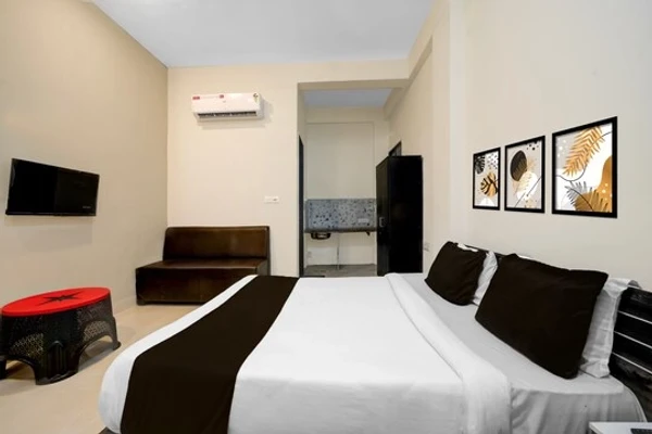 luxury hotels in aayansh hotel indore
