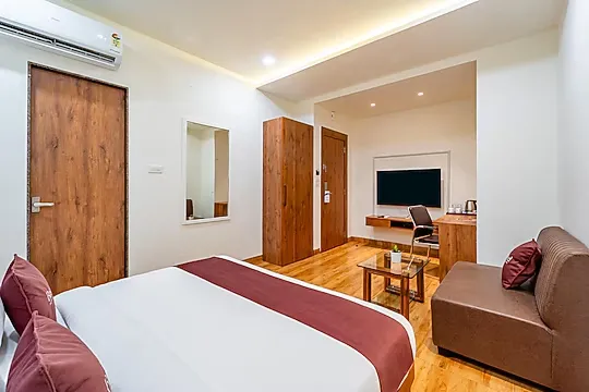 cheap and best hotels in basotel indore indore