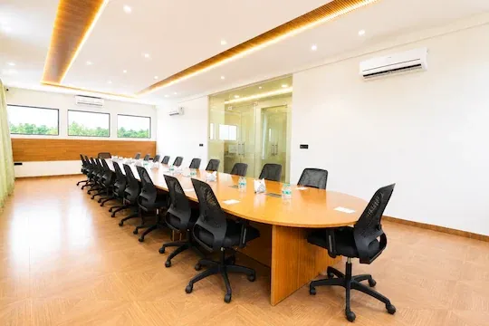3 star hotel in scheme 78, indore - carry inn indore