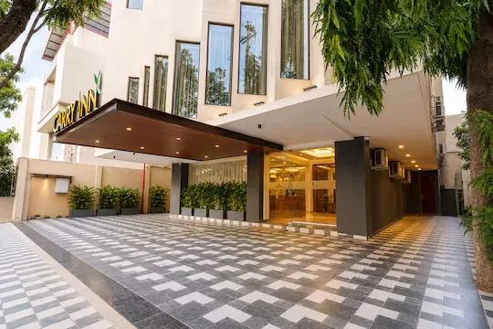 hotel with swimming pool in scheme 78, indore - carry inn indore