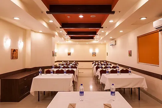 best early check in hotels in ginger indore indore