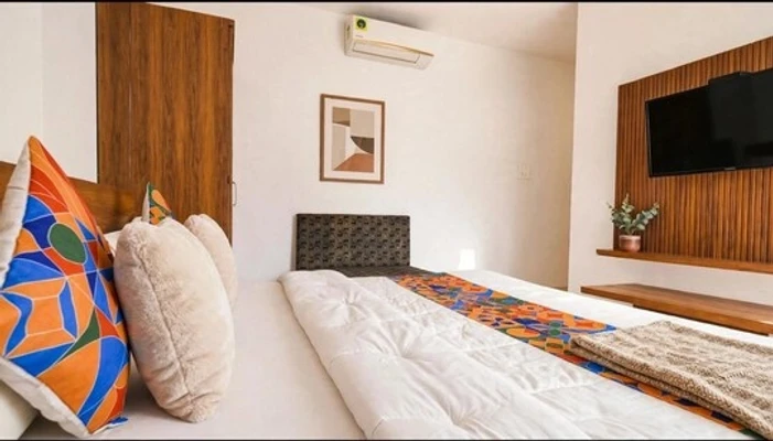 hotel with gym in sukhliya, indore - hotel apple by oyteo