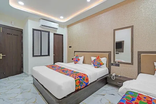 hotel with free parking in mr 10 road indore, indore - hotel aurika retreat
