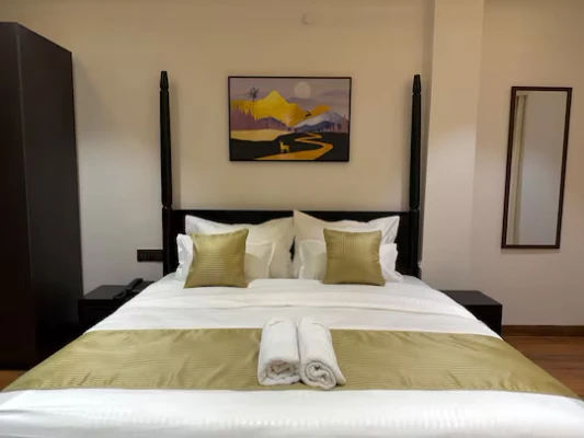 best couple friendly hotels in hotel aventus by urbantara indore