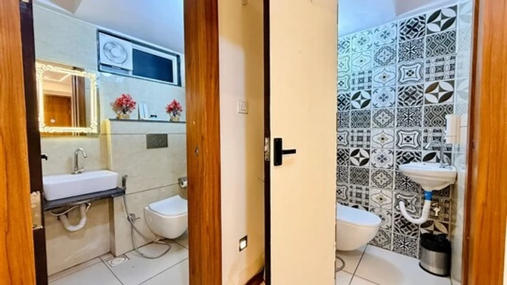 top luxury hotels in hotel aventus grand indore