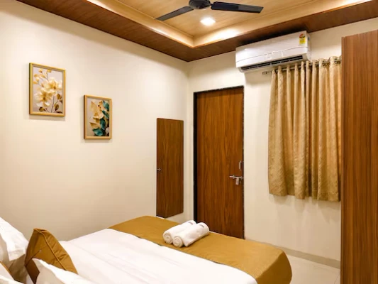 top hotels in hotel aventus suites indore indore