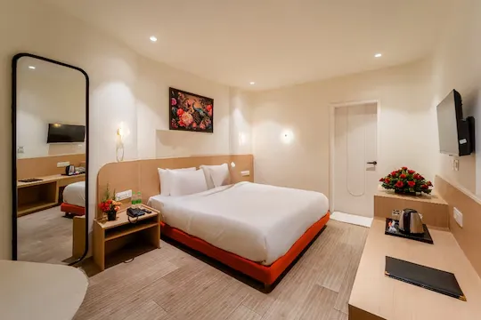 5 star hotels in hotel benchmark premier indore