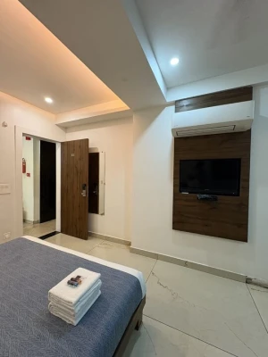 best hourly stay in hotel blue marine indore