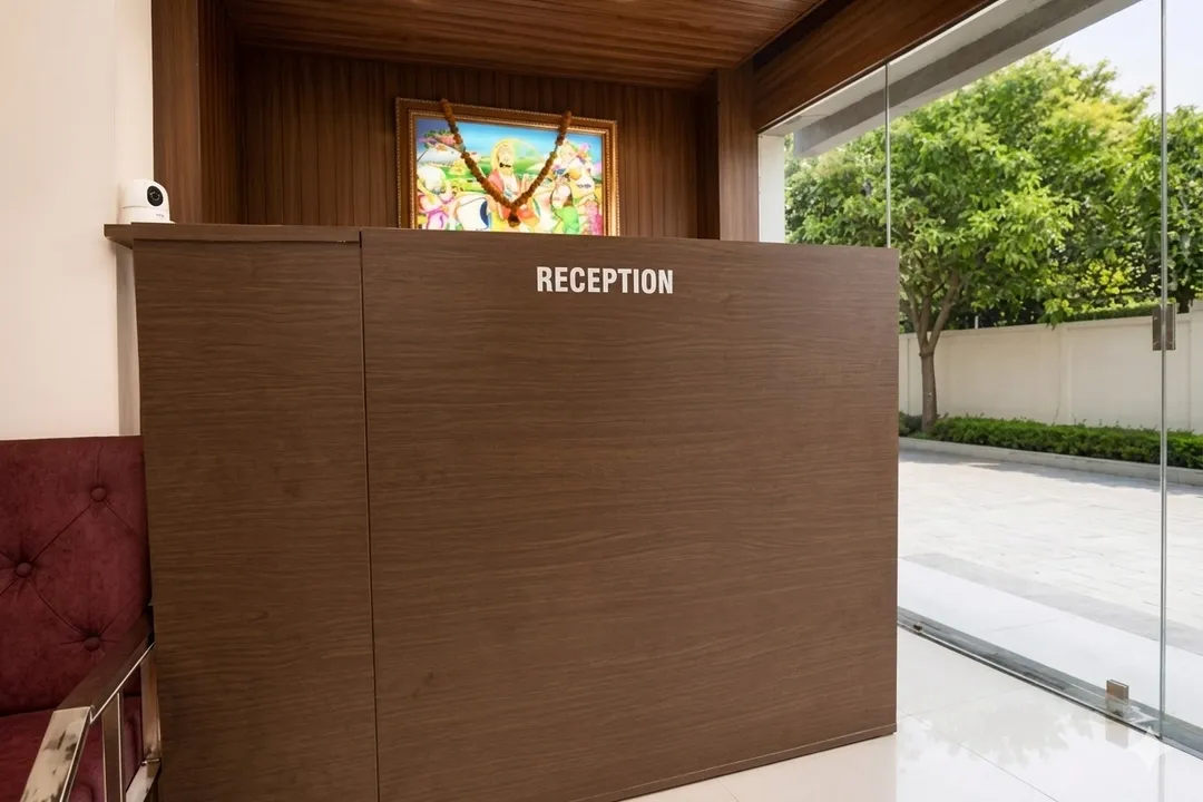 best luxury hotel in hotel br greens indore
