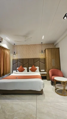 hotel with swimming pool in bombay hospital square ring road, indore - hotel carnival