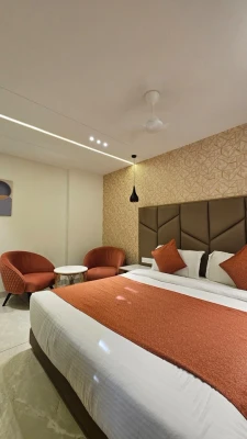 hotel with gym in bombay hospital square ring road, indore - hotel carnival
