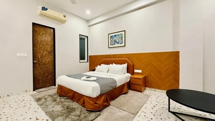 best couple hotels in hotel citadel inn indore