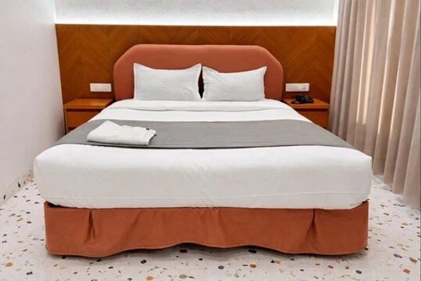 hotel in scheme no 113, indore for family - hotel citadel inn