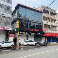 best day use hotels in hotel city pride by oyteo indore