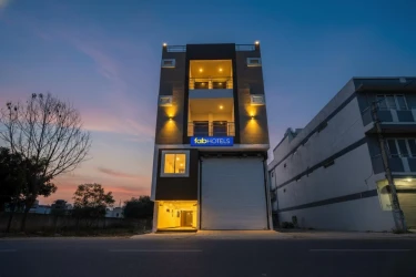 best hourly hotels in hotel dr greens indore