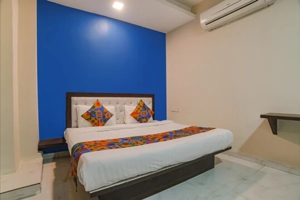 best 5 star hotels in hotel dreamway by oyteo indore