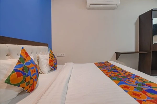 day use hotels in hotel dreamway by oyteo indore