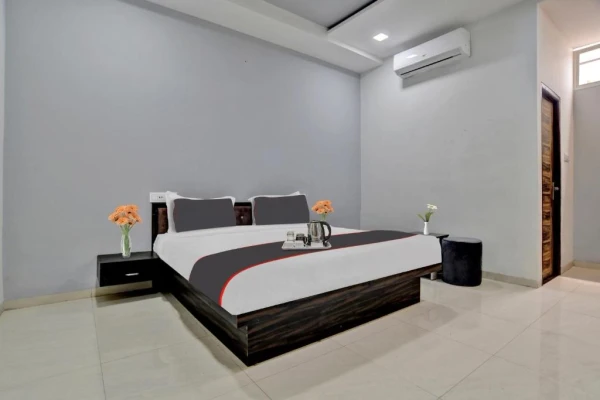 top luxury hotels in hotel heritage indore
