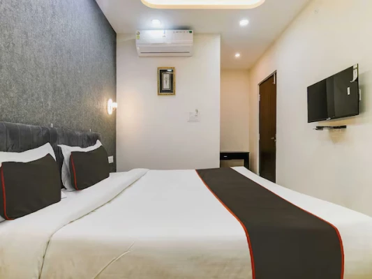 online room booking in mr 10 road indore, indore - hotel iconic stay by igh